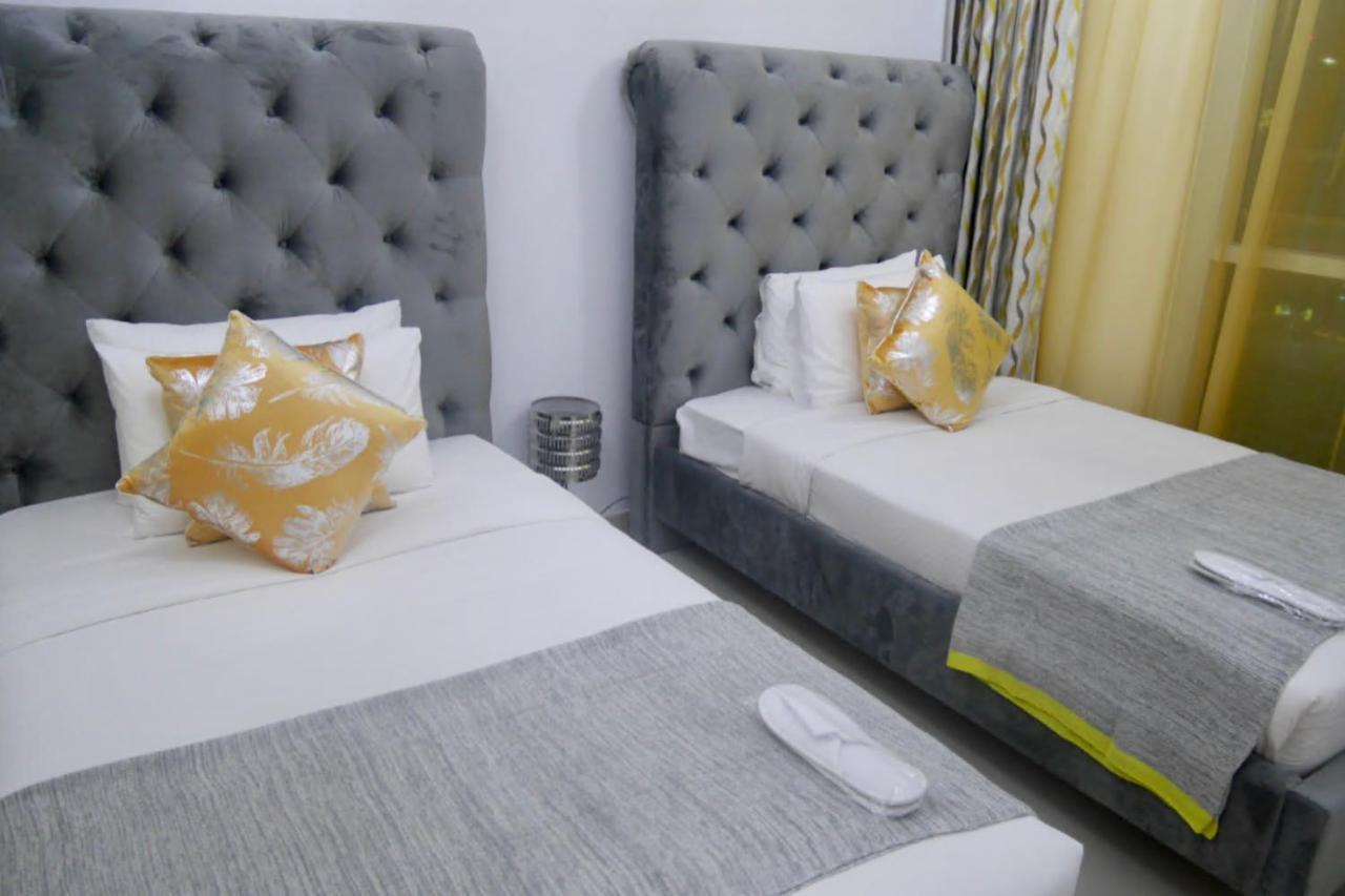 Stunning 5* 4Br-Oceanfront-Apartment Dubai Buitenkant foto